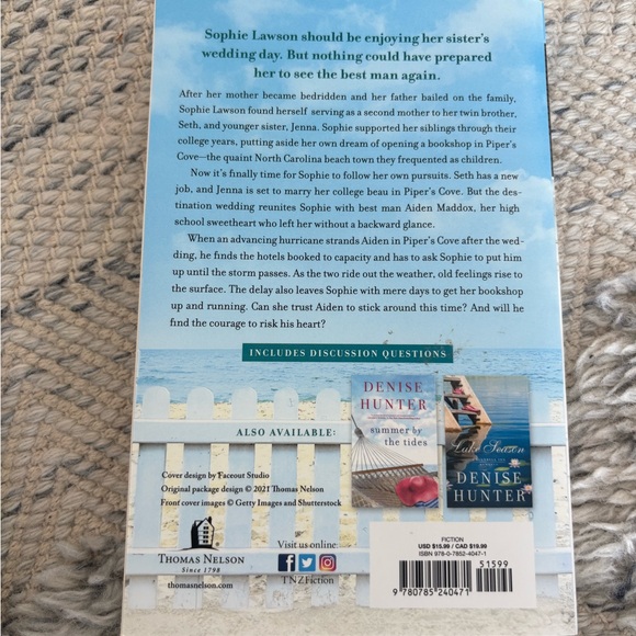 Book Bundle - Picture 7 of 13